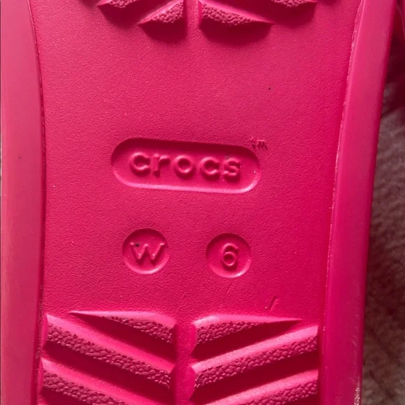 CROCS Women's Vibrant Pink Sandals - Picture 4 of 4